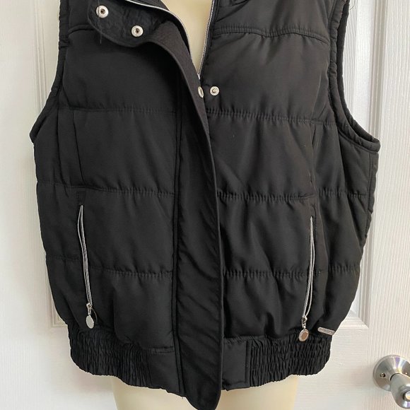 Black Calvin Klein Performance Vest - Picture 2 of 7